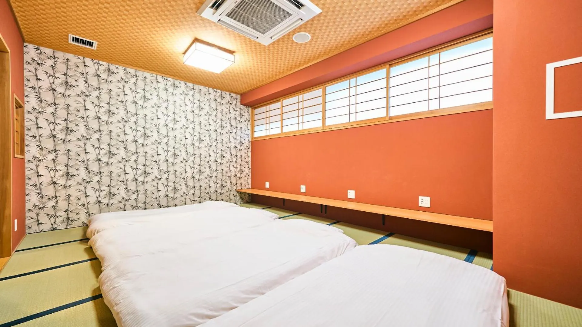 Cogo Tennoji Osaka Hostel